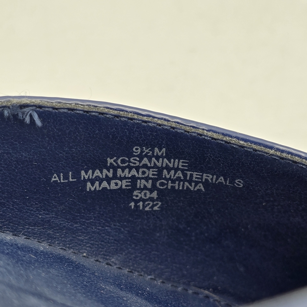 Calvin Klein Women's Sannie Pointy Toe Dress Flats, Blue Patent Leather, Sz 9.5M - Picture 8 of 11